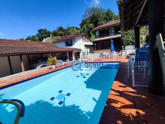 Imagem Casa com 3 Quartos à Venda, 232 m² em Duarte Silveira - Petrópolis Imagem Casa com 3 Quartos à Venda, 232 m² em Duarte Silveira - Petrópolis