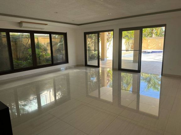 Imagem Casa com 4 Quartos à Venda, 460 m² em Melville - Santana De Parnaíba Imagem Casa com 4 Quartos à Venda, 460 m² em Melville - Santana De Parnaíba
