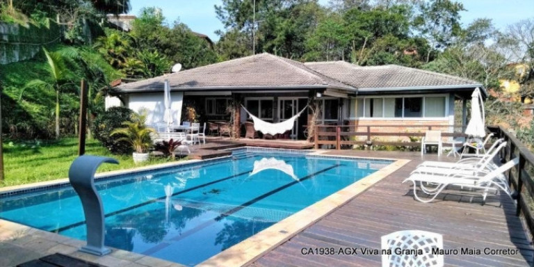 Imagem Casa com 4 Quartos à Venda, 3.200 m² em Chácara Dos Lagos - Carapicuíba Imagem Casa com 4 Quartos à Venda, 3.200 m² em Chácara Dos Lagos - Carapicuíba