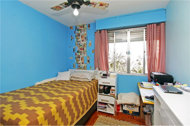 Imagem Imóvel com 3 Quartos à Venda, em Menino Deus - Porto Alegre Imagem Imóvel com 3 Quartos à Venda, em Menino Deus - Porto Alegre