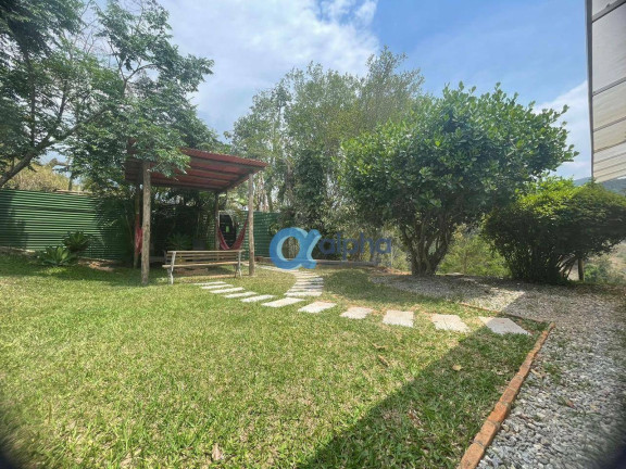 Imagem Casa com 9 Quartos à Venda, 300 m² em Itaipava - Petrópolis
