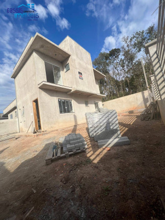 Casa com 3 Quartos à Venda, 60 m² em Embu - Colombo