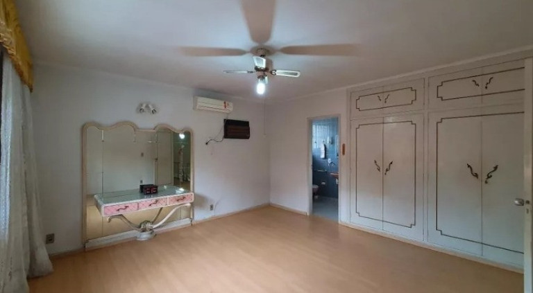 Imagem Sobrado com 4 Quartos à Venda, 280 m² em Bosque Da Saude - São Paulo