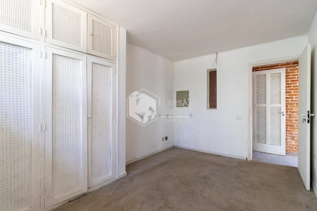 Imagem Casa com 3 Quartos à Venda, 240 m² em Bosque Da Saúde - São Paulo