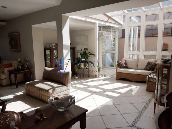 Imagem Casa com 3 Quartos à Venda, 606 m² em Alphaville Residencial Dois - Barueri Imagem Casa com 3 Quartos à Venda, 606 m² em Alphaville Residencial Dois - Barueri