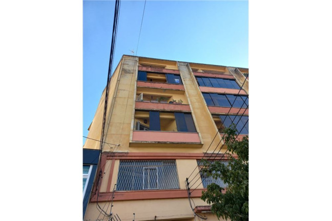 Imóvel com 1 Quarto à Venda,  em Floresta - Porto Alegre