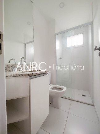 Imagem Imóvel com 2 Quartos para Alugar, 76 m² em Jardim Tupanci - Barueri
