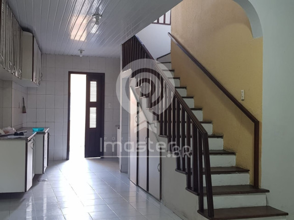 Imagem Casa com 6 Quartos à Venda, 232 m² em José Bonifácio - Fortaleza