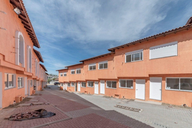 Imagem Imóvel com 2 Quartos à Venda, em Santa Tereza - Porto Alegre Imagem Imóvel com 2 Quartos à Venda, em Santa Tereza - Porto Alegre