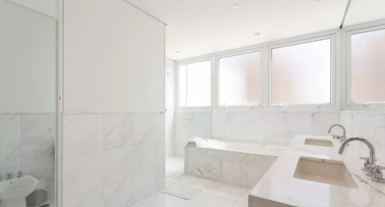 Imagem Imóvel com 3 Quartos à Venda, 180 m² em Vila Nova Conceição - São Paulo Imagem Imóvel com 3 Quartos à Venda, 180 m² em Vila Nova Conceição - São Paulo
