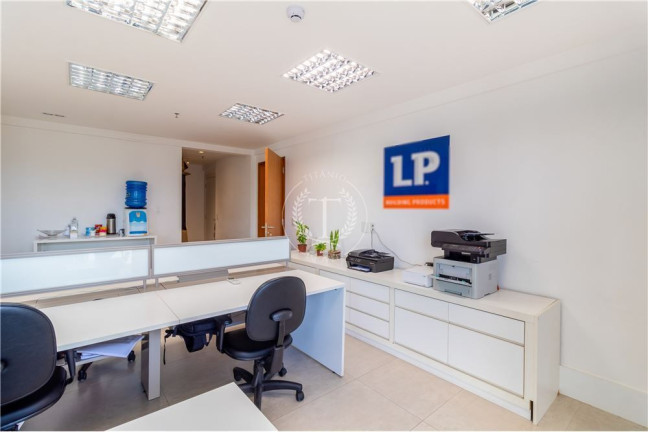 Imagem Sala Comercial à Venda, 104 m² em Real Parque - São Paulo Imagem Sala Comercial à Venda, 104 m² em Real Parque - São Paulo