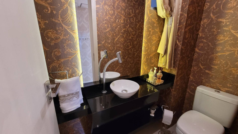 Apartamento com 3 Quartos à Venda, 103 m² em Estreito - Florianópolis