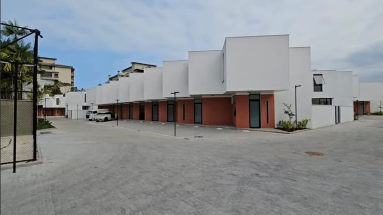 Imagem Casa de Condomínio com 2 Quartos à Venda, 79 m² em Itaguá - Ubatuba Imagem Casa de Condomínio com 2 Quartos à Venda, 79 m² em Itaguá - Ubatuba
