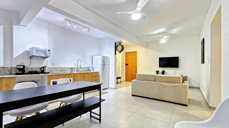 Imagem Apartamento com 2 Quartos à Venda, 68 m² em Centro - Balneário Camboriú