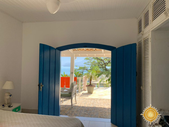 Imagem Casa com 4 Quartos à Venda, 2.785 m² em Ponta Grossa - Ubatuba Imagem Casa com 4 Quartos à Venda, 2.785 m² em Ponta Grossa - Ubatuba