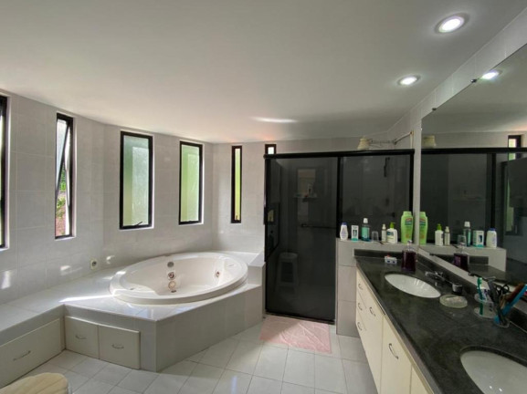 Imagem Casa com 4 Quartos à Venda, 593 m² em Pitangueiras - Lauro De Freitas Imagem Casa com 4 Quartos à Venda, 593 m² em Pitangueiras - Lauro De Freitas