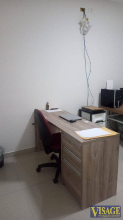 Imagem Sobrado com 3 Quartos à Venda, em Cid. Salvador - Jacareí Imagem Sobrado com 3 Quartos à Venda, em Cid. Salvador - Jacareí