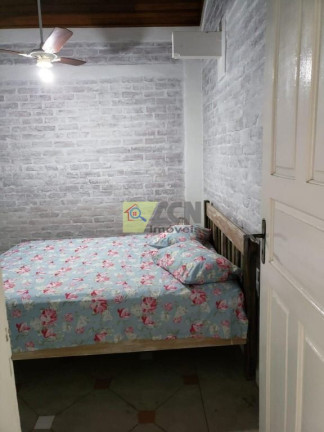 Imagem Imóvel com 6 Quartos à Venda, 740 m² em Vila Peruíbe - Peruíbe Imagem Imóvel com 6 Quartos à Venda, 740 m² em Vila Peruíbe - Peruíbe