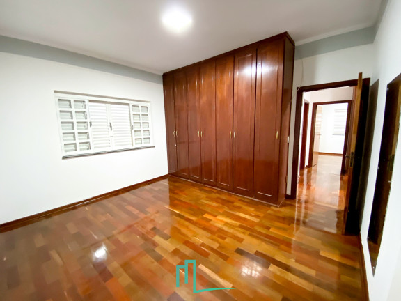 Imagem Casa com 4 Quartos à Venda, em São José - Franca Imagem Casa com 4 Quartos à Venda, em São José - Franca