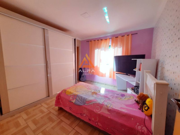 Imagem Casa com 3 Quartos à Venda, 77 m²