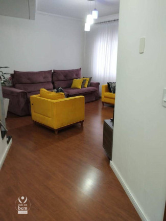 Imagem Sobrado com 3 Quartos à Venda, 94 m² em Uberaba - Curitiba