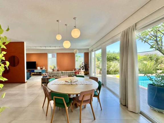 Imagem Casa com 4 Quartos à Venda, 345 m² em Chácara São João - Carapicuíba