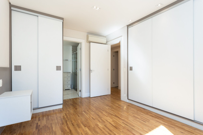 Imagem Apartamento com 2 Quartos à Venda, 138 m² em Itaim Bibi - São Paulo Imagem Apartamento com 2 Quartos à Venda, 138 m² em Itaim Bibi - São Paulo