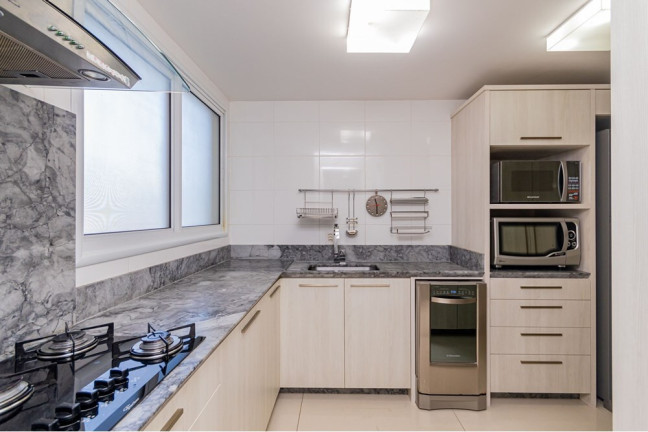 Imagem Apartamento com 3 Quartos à Venda, 125 m² em Jardim Europa - Porto Alegre Imagem Apartamento com 3 Quartos à Venda, 125 m² em Jardim Europa - Porto Alegre