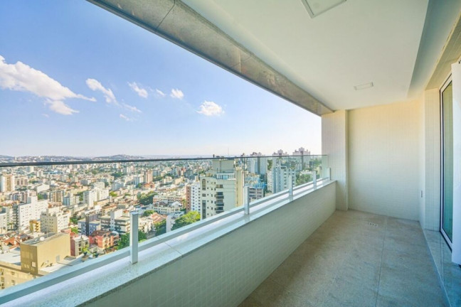Imagem Imóvel com 4 Quartos à Venda, 257 m² em Bela Vista - Porto Alegre Imagem Imóvel com 4 Quartos à Venda, 257 m² em Bela Vista - Porto Alegre