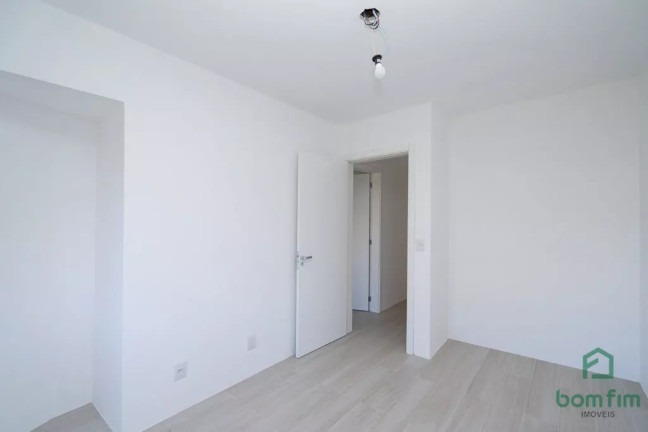 Imagem Cobertura com 3 Quartos à Venda, 244 m² em Auxiliadora - Porto Alegre Imagem Cobertura com 3 Quartos à Venda, 244 m² em Auxiliadora - Porto Alegre
