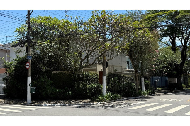 Imagem Casa com 4 Quartos à Venda, 185 m² em Campo Belo - São Paulo Imagem Casa com 4 Quartos à Venda, 185 m² em Campo Belo - São Paulo