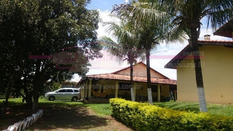 Imagem Chácara com 3 Quartos à Venda, 300 m² em Zona Rural - Boituva