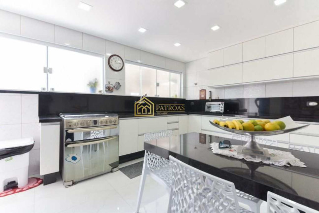 Imagem Casa com 3 Quartos à Venda, 243 m² em Nova Petrópolis - São Bernardo Do Campo Imagem Casa com 3 Quartos à Venda, 243 m² em Nova Petrópolis - São Bernardo Do Campo