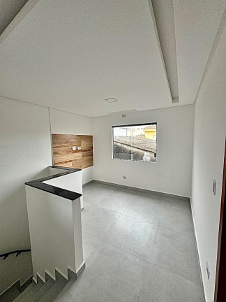 Imagem Sobrado com 2 Quartos para Alugar, 55 m² em Maracanã - Praia Grande Imagem Sobrado com 2 Quartos para Alugar, 55 m² em Maracanã - Praia Grande