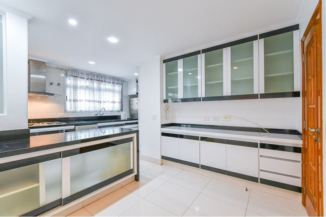 Imagem Apartamento com 3 Quartos à Venda, 214 m² em Itaim Bibi - São Paulo Imagem Apartamento com 3 Quartos à Venda, 214 m² em Itaim Bibi - São Paulo