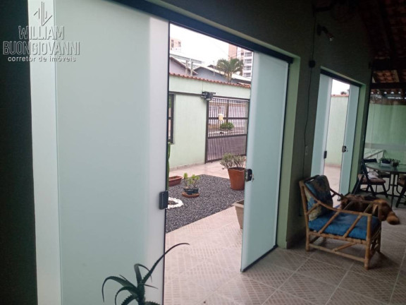 Imagem Casa com 5 Quartos à Venda, 157 m² em Flórida - Praia Grande Imagem Casa com 5 Quartos à Venda, 157 m² em Flórida - Praia Grande