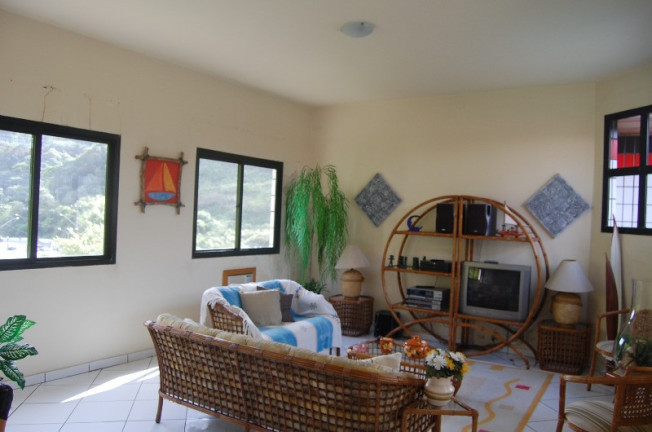 Imagem Imóvel com 3 Quartos à Venda, 180 m² em Jardim Três Marias - Guarujá Imagem Imóvel com 3 Quartos à Venda, 180 m² em Jardim Três Marias - Guarujá
