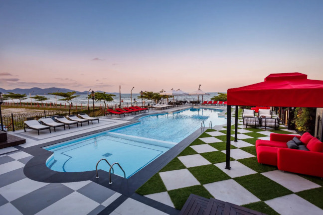 Imagem Apartamento com 4 Quartos à Venda, 180 m² em Meia Praia - Itapema