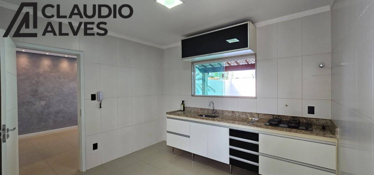 Imagem Casa com 3 Quartos para Alugar, 110 m² em Sim - Feira De Santana