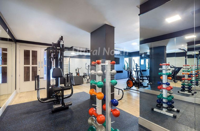 Imagem Apartamento com 4 Quartos à Venda, 153 m² em Centro - Balneário Camboriú Imagem Apartamento com 4 Quartos à Venda, 153 m² em Centro - Balneário Camboriú