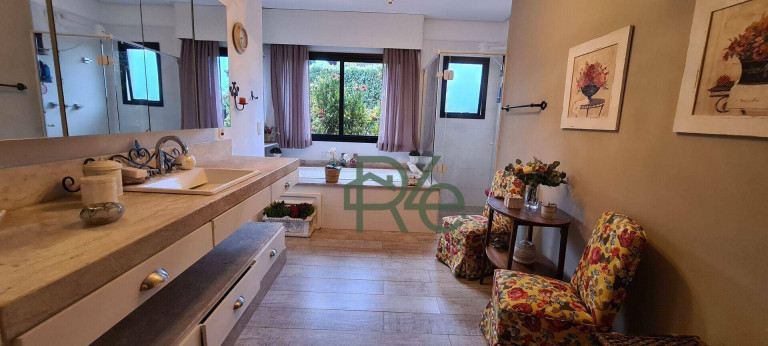 Imagem Casa com 3 Quartos à Venda, 557 m² em Jardim Mediterrâneo - Cotia Imagem Casa com 3 Quartos à Venda, 557 m² em Jardim Mediterrâneo - Cotia