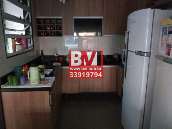Imagem Casa com 6 Quartos à Venda, 230 m² em Vila Kosmos - Rio De Janeiro Imagem Casa com 6 Quartos à Venda, 230 m² em Vila Kosmos - Rio De Janeiro