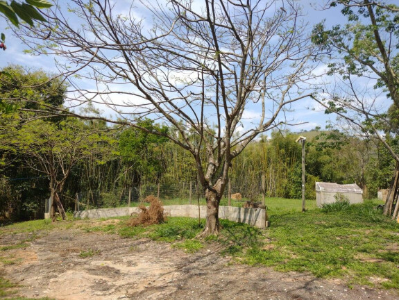 Chácara à Venda, 1.759 m² em Recanto Das Seriemas - Taubaté
