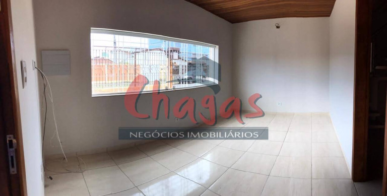 Imagem Sobrado com 4 Quartos à Venda, 264 m² em Centro - Caraguatatuba
