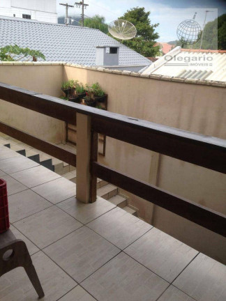 Imagem Sobrado com 5 Quartos à Venda, 384 m² em Armação - Penha Imagem Sobrado com 5 Quartos à Venda, 384 m² em Armação - Penha