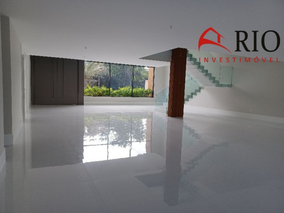 Imagem Casa com 5 Quartos à Venda, 1.520 m² em Barra Da Tijuca - Rio De Janeiro Imagem Casa com 5 Quartos à Venda, 1.520 m² em Barra Da Tijuca - Rio De Janeiro