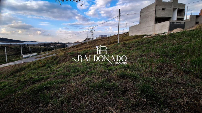 Imagem Terreno à Venda, 210 m² em Centro - Extrema Imagem Terreno à Venda, 210 m² em Centro - Extrema