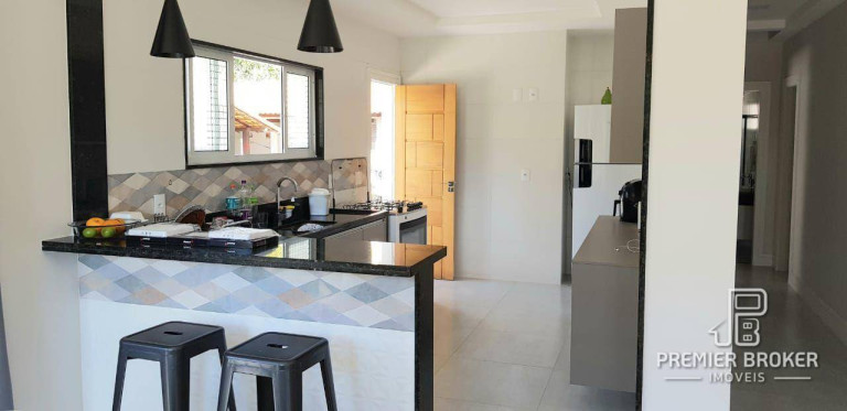Imagem Casa com 3 Quartos à Venda, 250 m² em Sebastiana - Teresópolis
