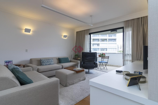 Apartamento com 2 Quartos à Venda, 142 m² em Higienópolis - São Paulo
