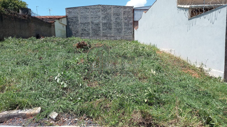 Imagem Casa com 3 Quartos à Venda, em Interlagos - Montes Claros Imagem Casa com 3 Quartos à Venda, em Interlagos - Montes Claros
